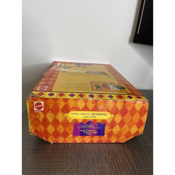 Disney The Hunchback of Notre Dame Magic View Quasimodo Figure Toy Collectible - Picture 7 of 8